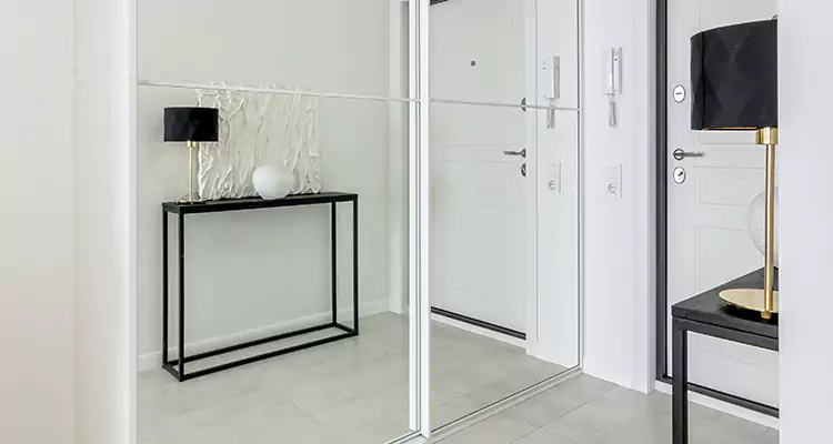 Mirrored Bifold Closet Doors Repair in Foster City, CA