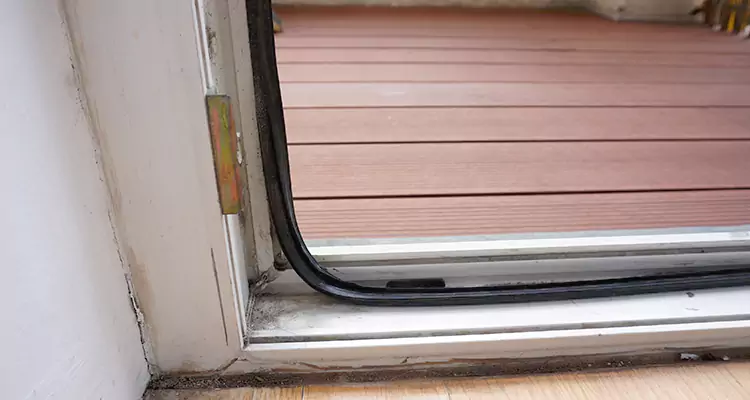 Why Choose Us for Leaking Sliding Glass Door Repair in Foster City, CA?